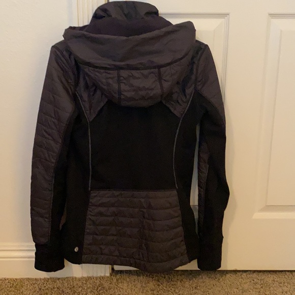 Lululemon authentic jacket - Picture 3 of 5